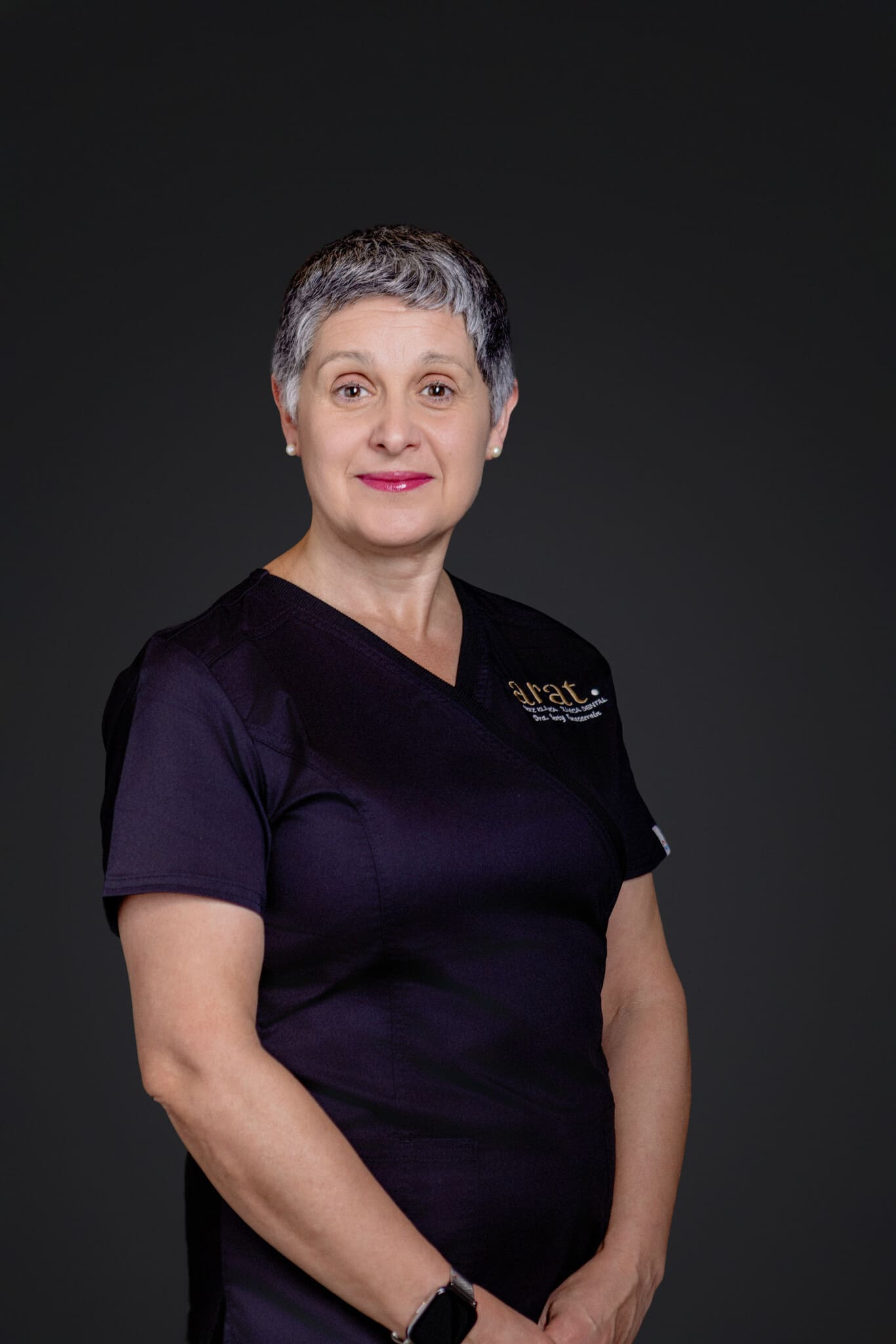 BERTA AMOZARRAIN ORTODONCISTA