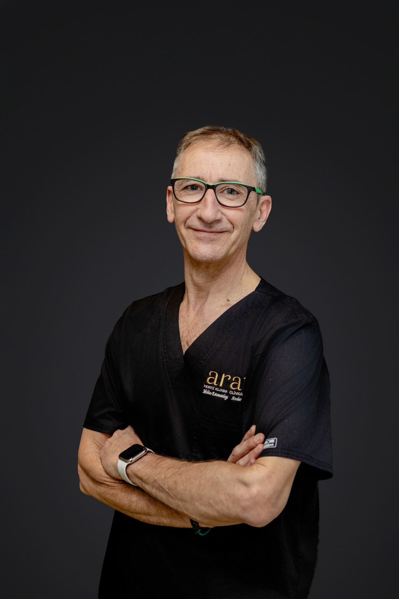 DR. ANDER FULDAIN MEDICO ESTOMATOLOGO