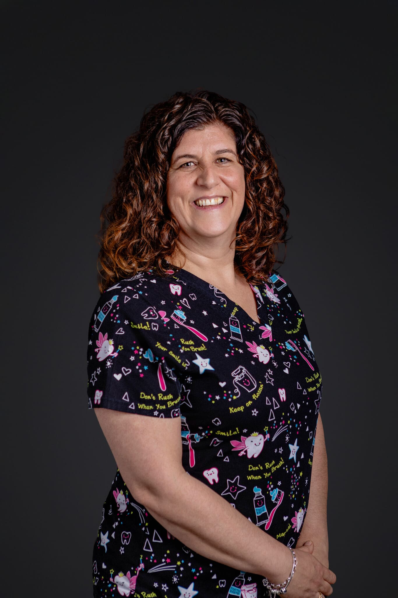 DRA. ESTIBALIZ ABAD ORTODONCISTA